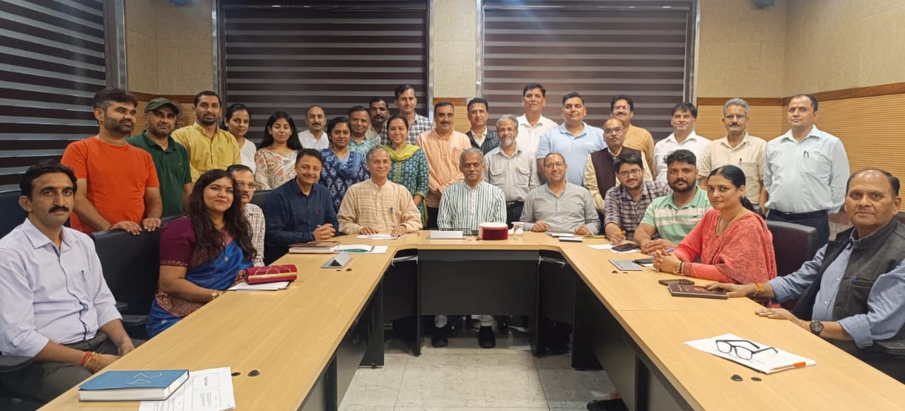 एक दिवसीय कार्यशाला में प्रज्ञा प्रवाह के अखिल भारतीय संयोजक जे. नंद कुमार एक दिवसीय कार्यशाला में प्रज्ञा प्रवाह के अखिल भारतीय संयोजक जे. नंद कुमार