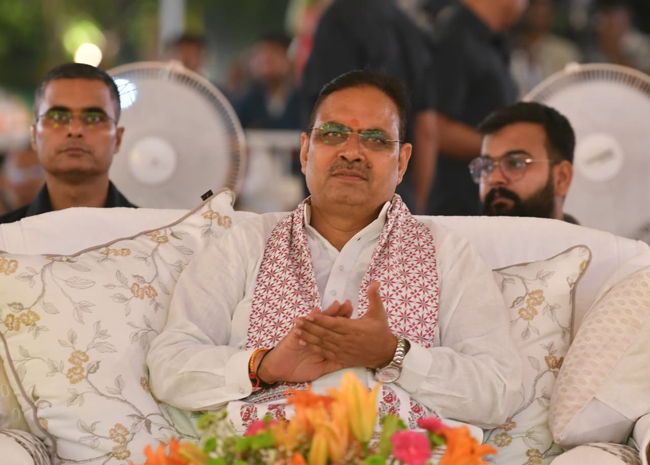 सांस्कृतिक कार्यक्रम में मुख्यमंत्री भजनलाल शर्मा। सांस्कृतिक कार्यक्रम में मुख्यमंत्री भजनलाल शर्मा।
