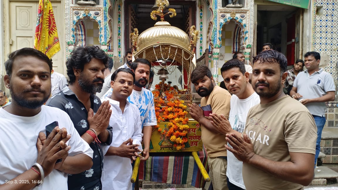 रैगर समाज ने धूमधाम से निकाली श्रीकृष्ण भगवान की रेवाड़ी शोभायात्रा रैगर समाज ने धूमधाम से निकाली श्रीकृष्ण भगवान की रेवाड़ी शोभायात्रा