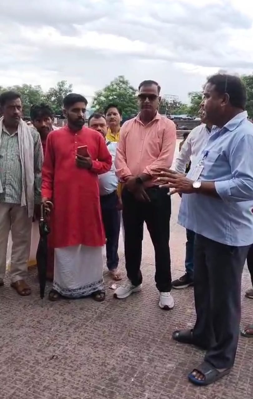 गणेश प्रतिमाओं के विसर्जन के लिए अपील करते हुए गणेश प्रतिमाओं के विसर्जन के लिए अपील करते हुए