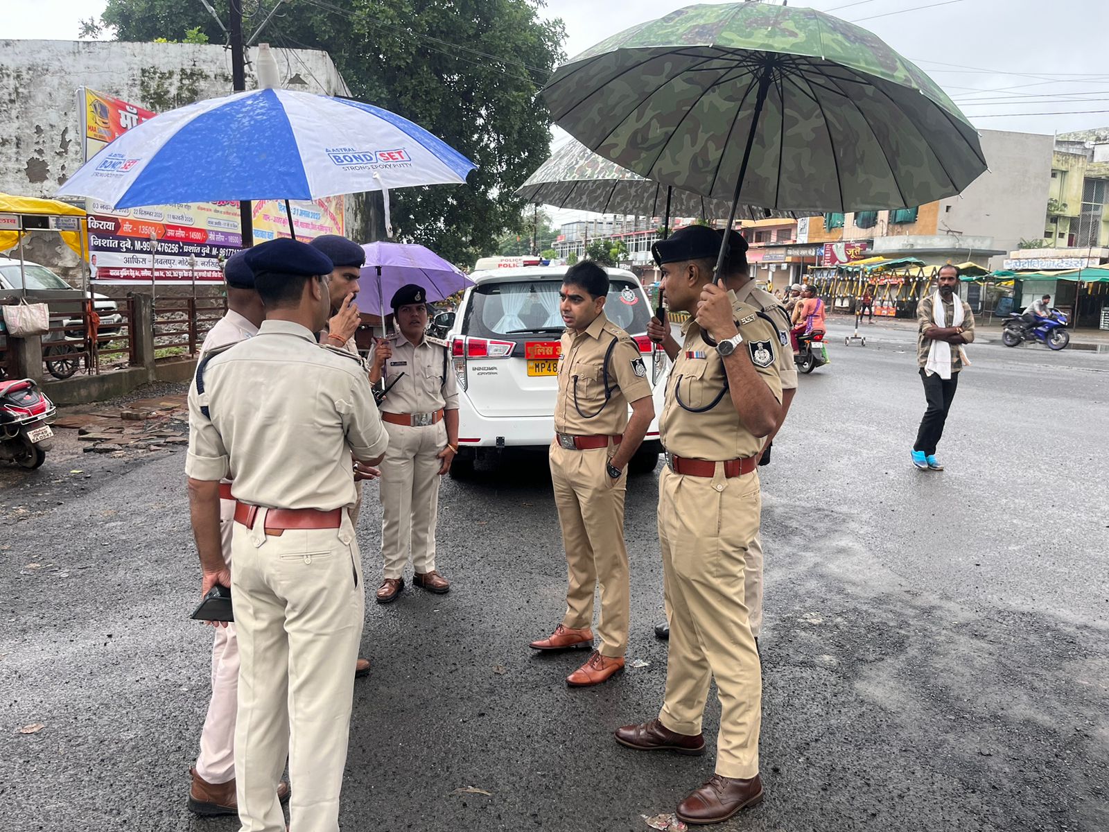 पुलिस का भ्रमण l पुलिस का भ्रमण l