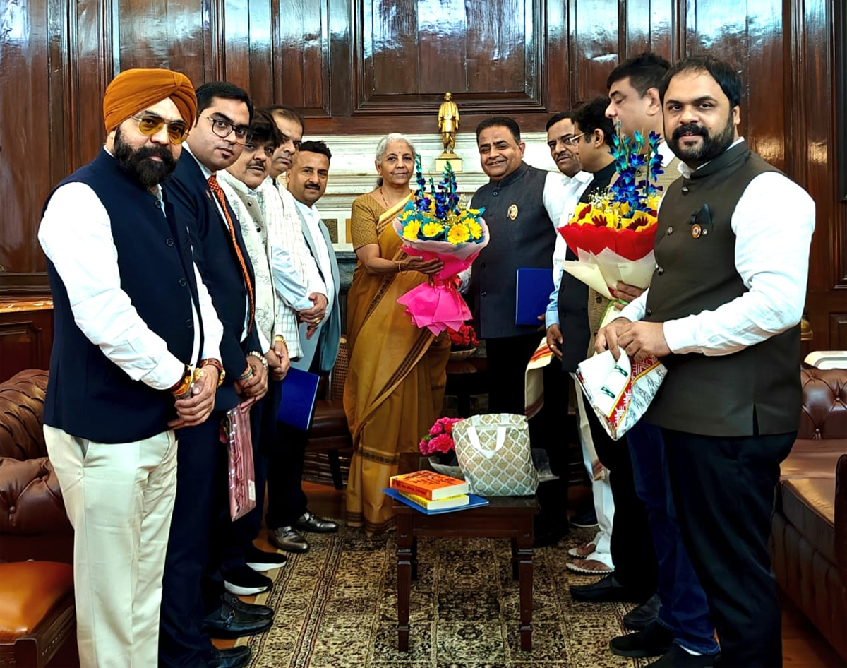 छत्तीसगढ़ चेम्बर की टीम केंद्रीय वित्त मंत्री निर्मला सीतारमण से मुलाकात फाइल फाेटाे छत्तीसगढ़ चेम्बर की टीम केंद्रीय वित्त मंत्री निर्मला सीतारमण से मुलाकात फाइल फाेटाे