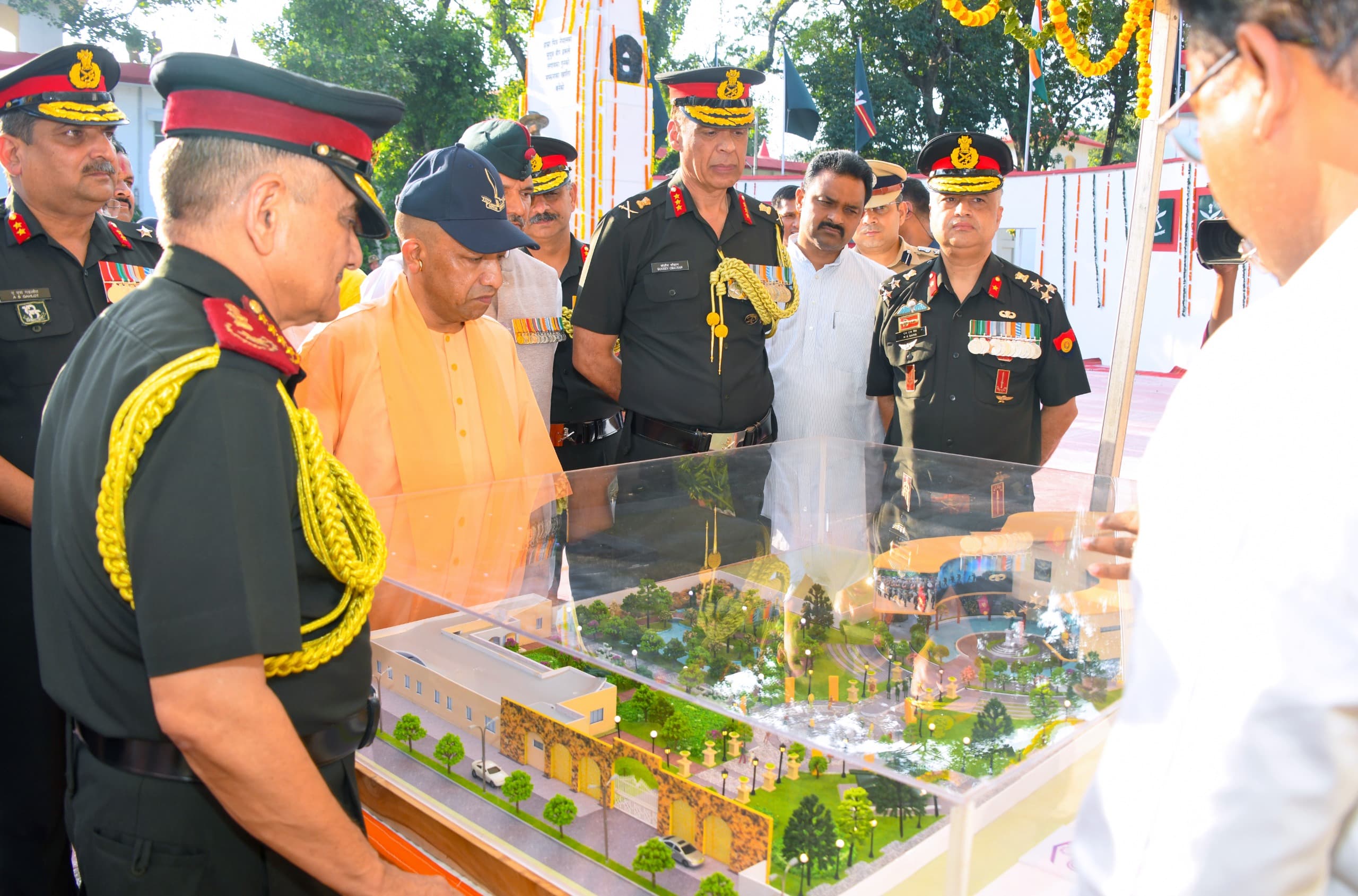 सीएम योगी ने गोरखपुर में किया गोरखा युद्ध स्मारक के सौंदर्यीकरण कार्य और संग्रहालय निर्माण का शिलान्यास* सीएम योगी ने गोरखपुर में किया गोरखा युद्ध स्मारक के सौंदर्यीकरण कार्य और संग्रहालय निर्माण का शिलान्यास*