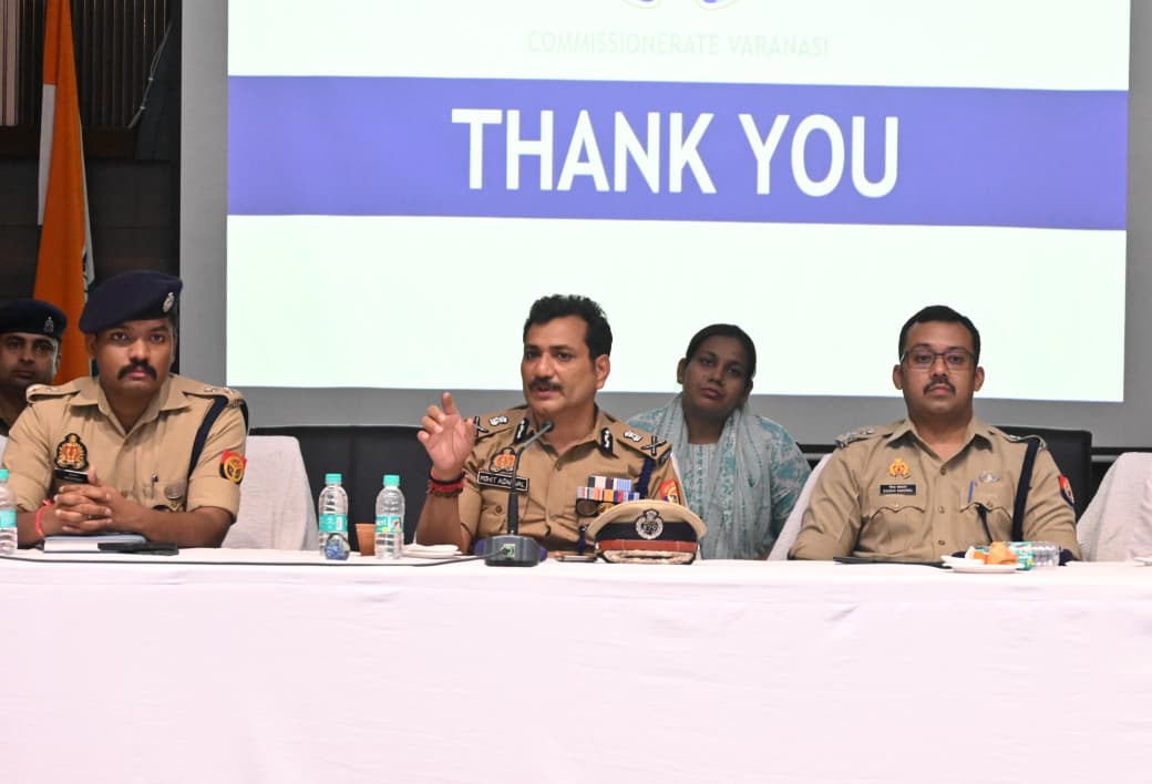 साइबर अपराध से बचाव पर आधारित संगोष्ठी में पुलिस कमिश्नर साइबर अपराध से बचाव पर आधारित संगोष्ठी में पुलिस कमिश्नर