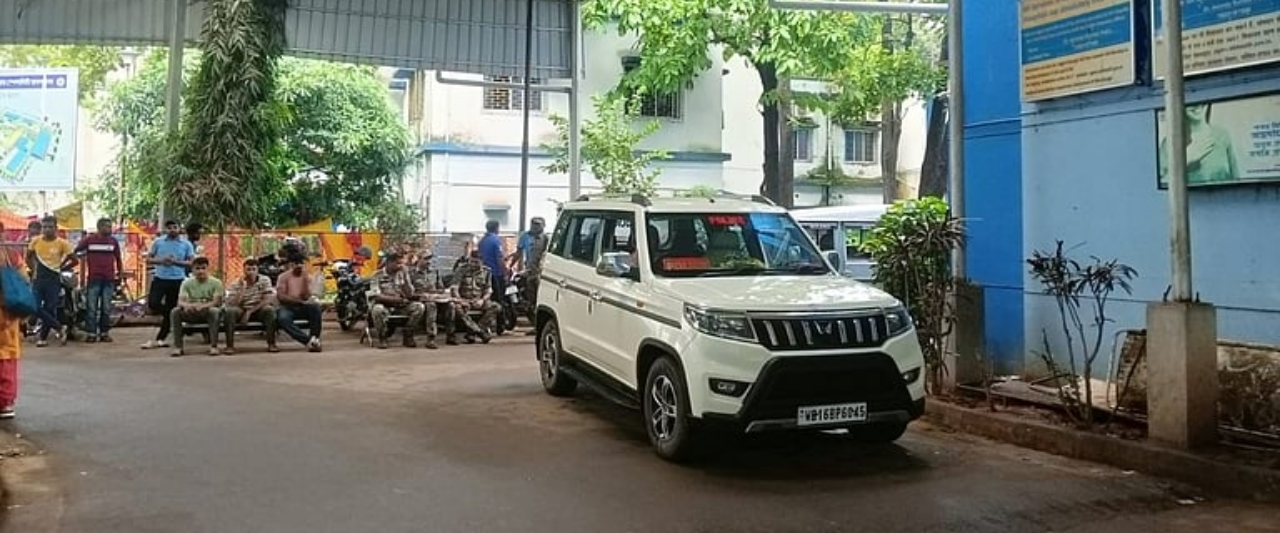 पुलिस कर्मी पुलिस कर्मी