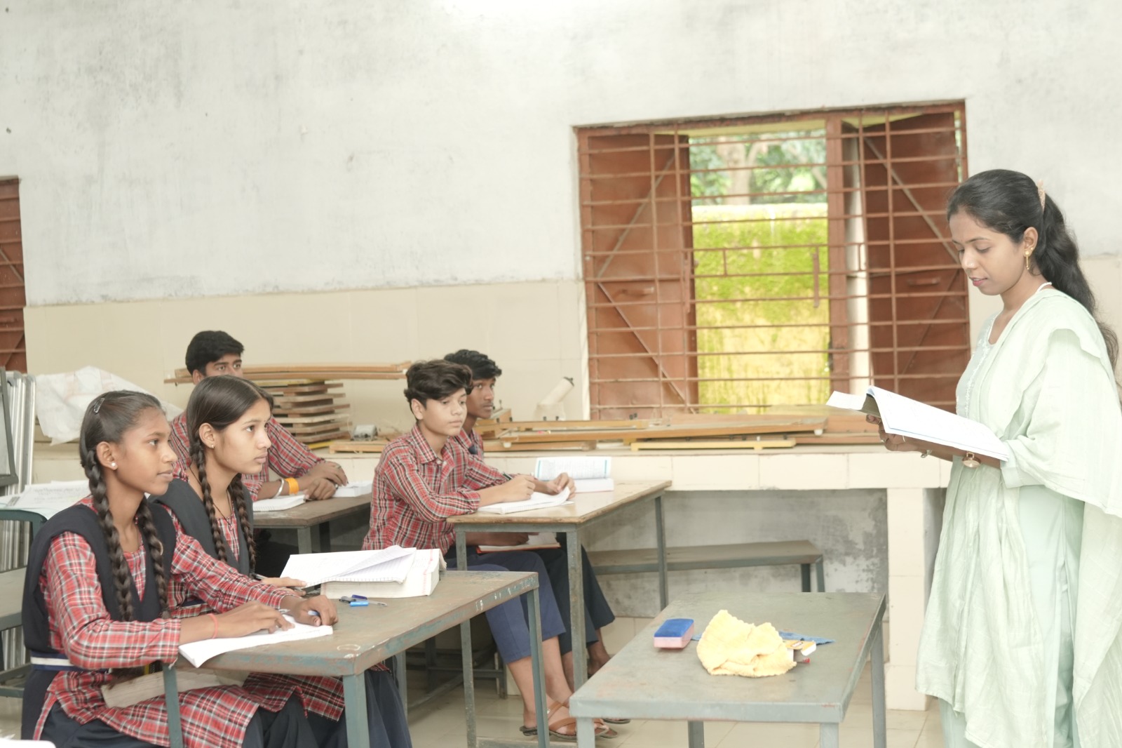 कोरबा :नई मैडम...नया सर.. युक्ति युक्तकरण से स्कूलों में पढ़ाई हुई बेहतर