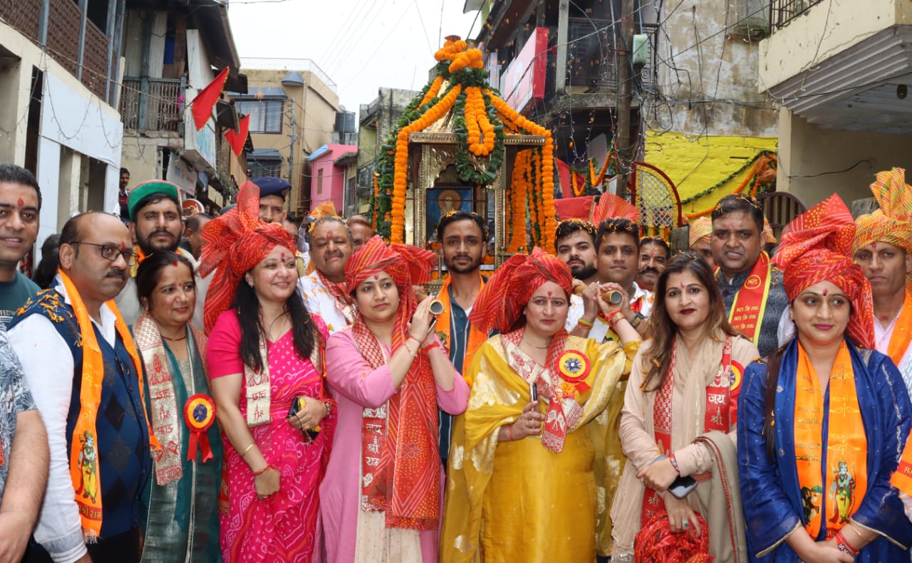 तीन दिवसीय राज्य स्तरीय वामन द्वादशी मेला आरंभ उपायुक्त सिरमौर प्रियंका वर्मा ने किया विधिवत शुभारंभ तीन दिवसीय राज्य स्तरीय वामन द्वादशी मेला आरंभ उपायुक्त सिरमौर प्रियंका वर्मा ने किया विधिवत शुभारंभ