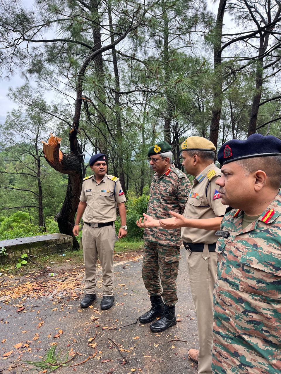 डीजीबीआर ने जम्मू संभाग में सड़क बुनियादी ढांचे का निरीक्षण किया डीजीबीआर ने जम्मू संभाग में सड़क बुनियादी ढांचे का निरीक्षण किया
