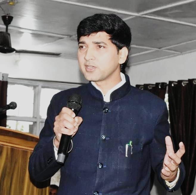 डॉ. चमन सिंह ठाकुर एक्सीलेंट इन्नोवेटिव टीचर ऑफ़ इंडिया अवार्ड 2025 से सम्मानित डॉ. चमन सिंह ठाकुर एक्सीलेंट इन्नोवेटिव टीचर ऑफ़ इंडिया अवार्ड 2025 से सम्मानित