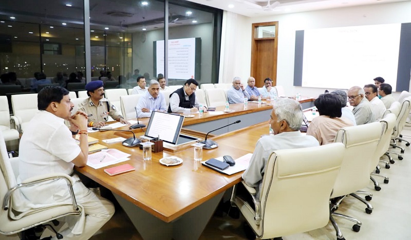 मप्रः मुख्यमंत्री ने सिंहस्थ-2028 के व्यवस्थित आयोजन के लिए वरिष्ठ अधिकारियों से चर्चा की मप्रः मुख्यमंत्री ने सिंहस्थ-2028 के व्यवस्थित आयोजन के लिए वरिष्ठ अधिकारियों से चर्चा की
