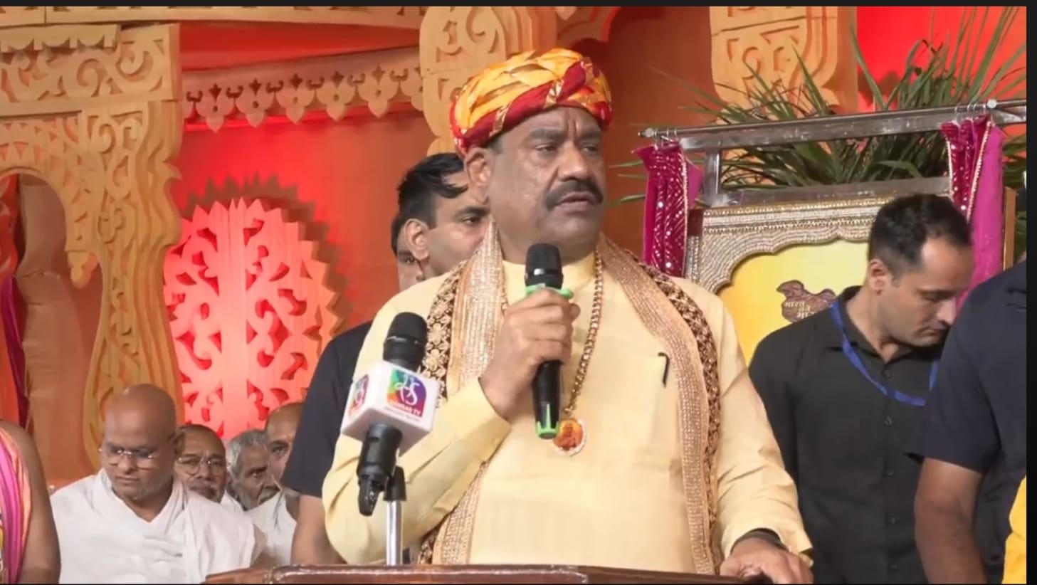 अशोकनगर: जीवन में नैतिकता,क्षमा, करूणा के भाव लाएं: ओम बिरला