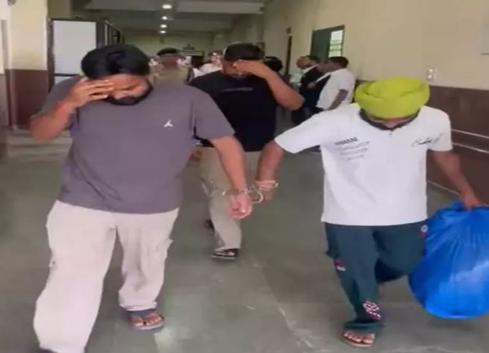 आराेपित आराेपित