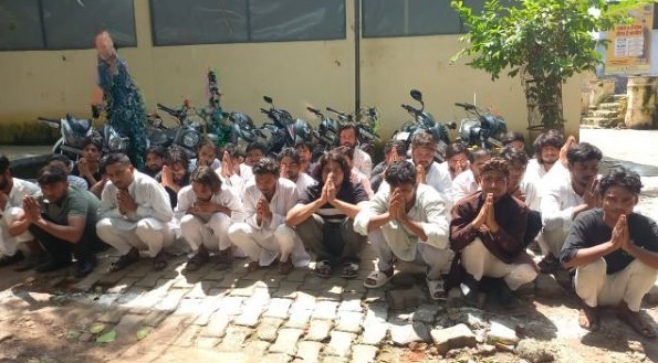 गिरफ्तार अभियुक्त