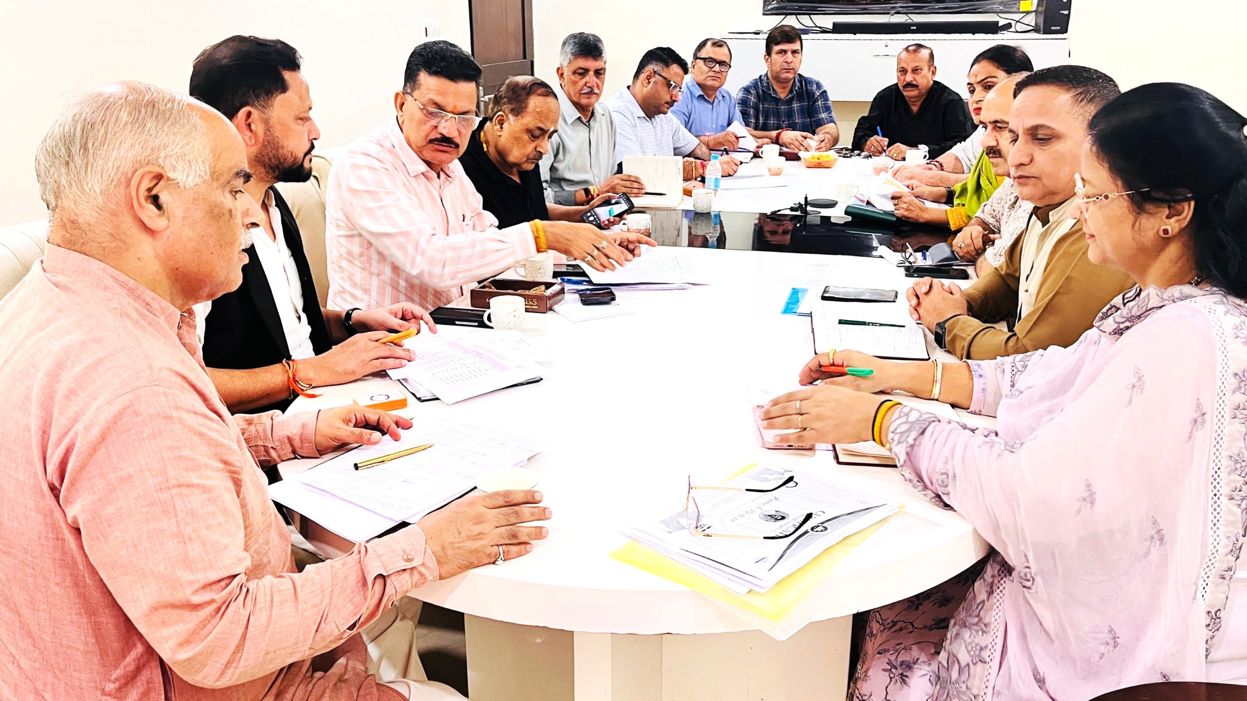 अशोक कौल ने आगामी 'सेवा पखवाड़ा' पर बैठक की अध्यक्षता की