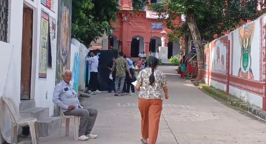 सिविल लाइंस स्थित डीएवी कॉलेज में बनाया गया परीक्षा केंद्र