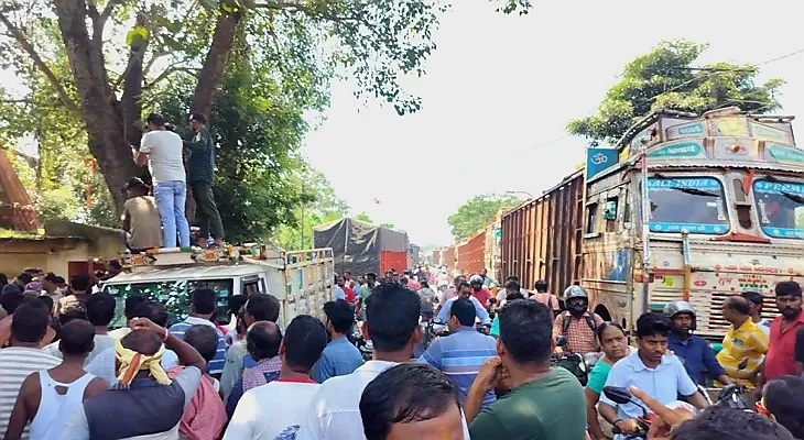 हंगामे का दृश्य