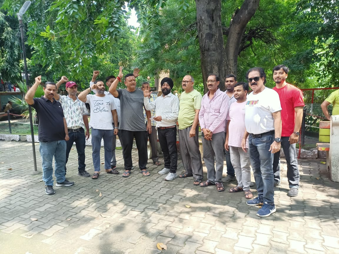 विद्युत दारो को बड़ाये जाने पर कड़ा आक्रोश