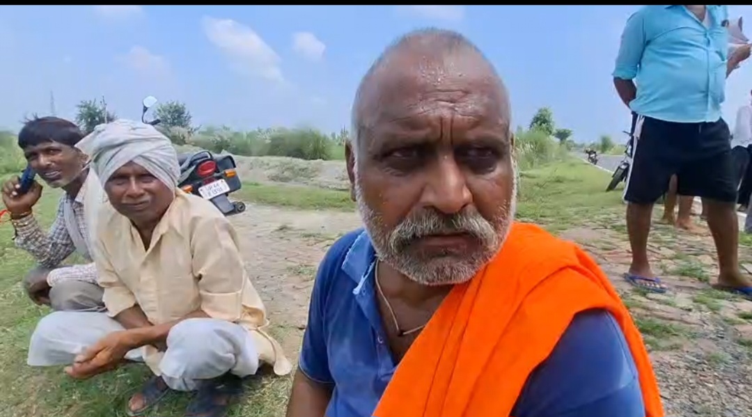 मृतक लड़की के पिता की फोटो मृतक लड़की के पिता की फोटो