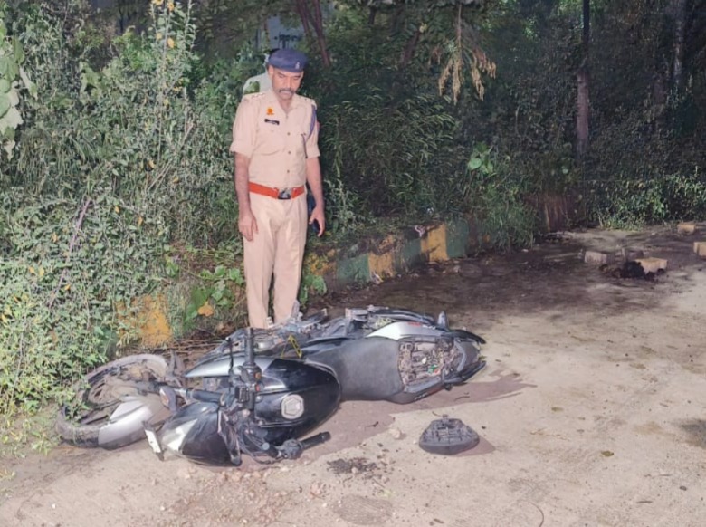 बरामद मोटरसाइकिल बरामद मोटरसाइकिल
