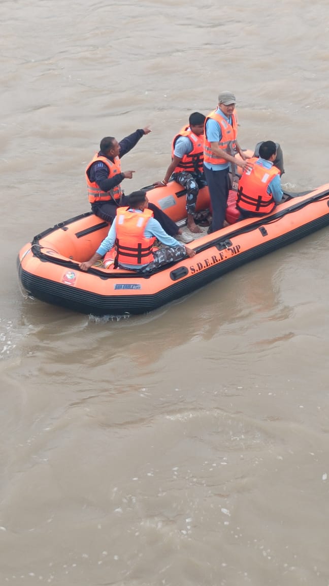 रेस्क्यू जारी