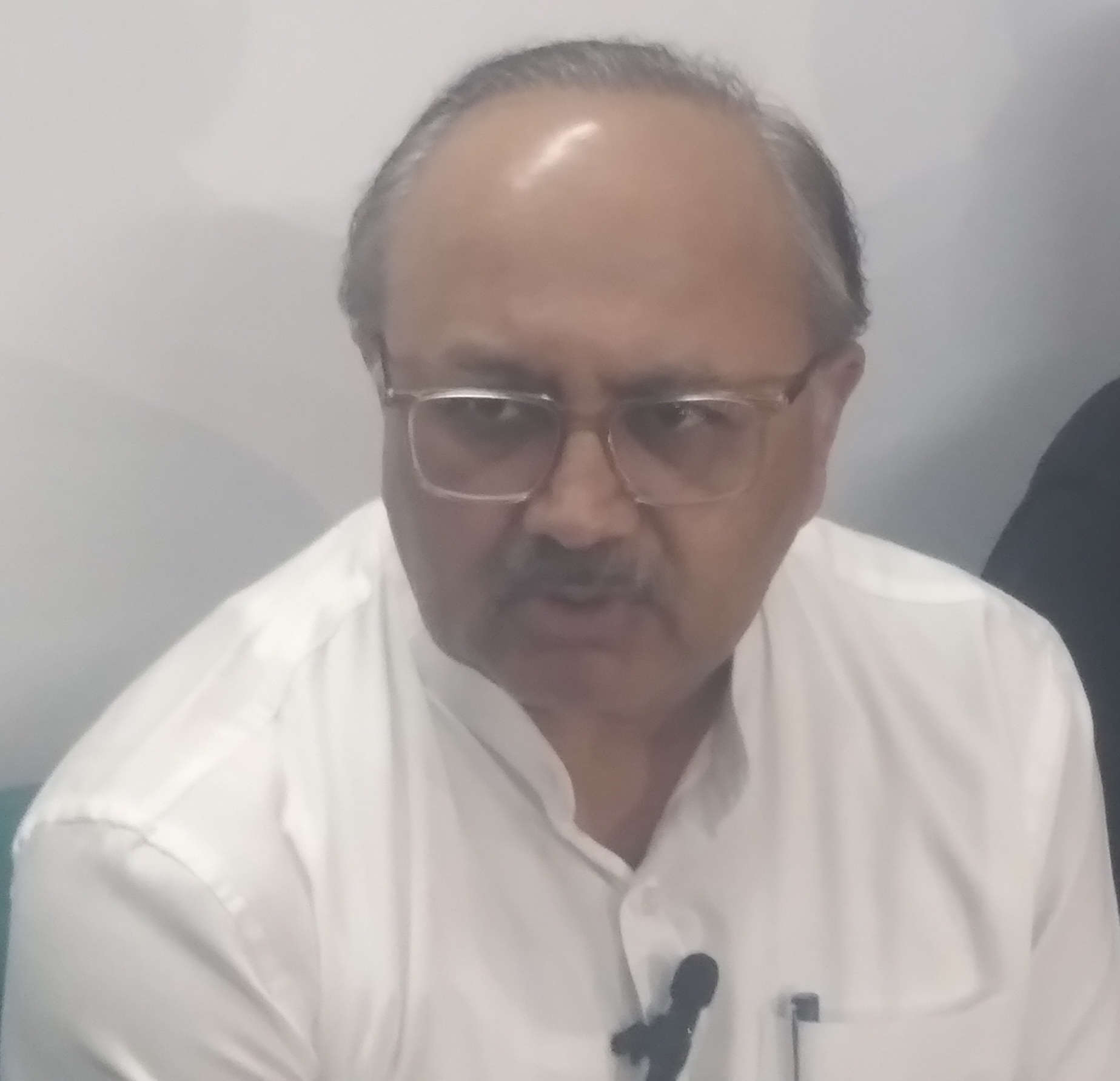 पूर्व स्वास्थ्य मंत्री सिद्धार्थ नाथ सिंह पूर्व स्वास्थ्य मंत्री सिद्धार्थ नाथ सिंह