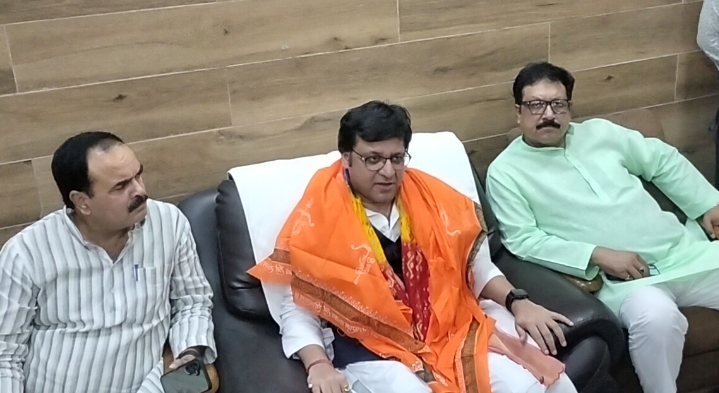 नीतीश कुमार के नेतृत्व में बनेगी पूर्ण बहुमत की सरकार : नितिन