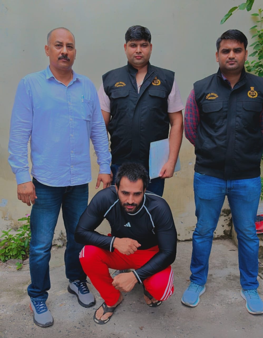 गिरफ्तार किया गया आरोपित