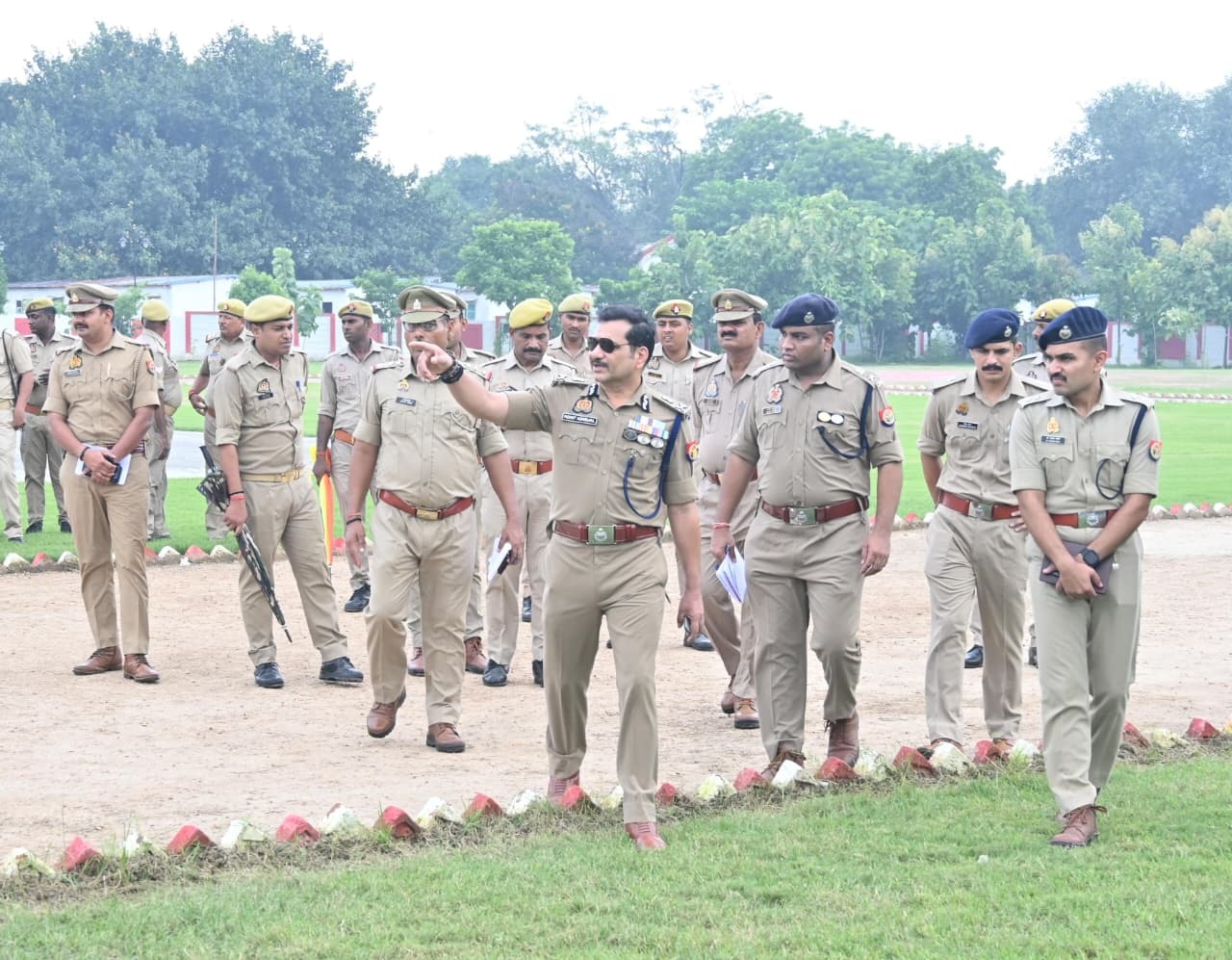 पुलिस  लाइन में सीपी