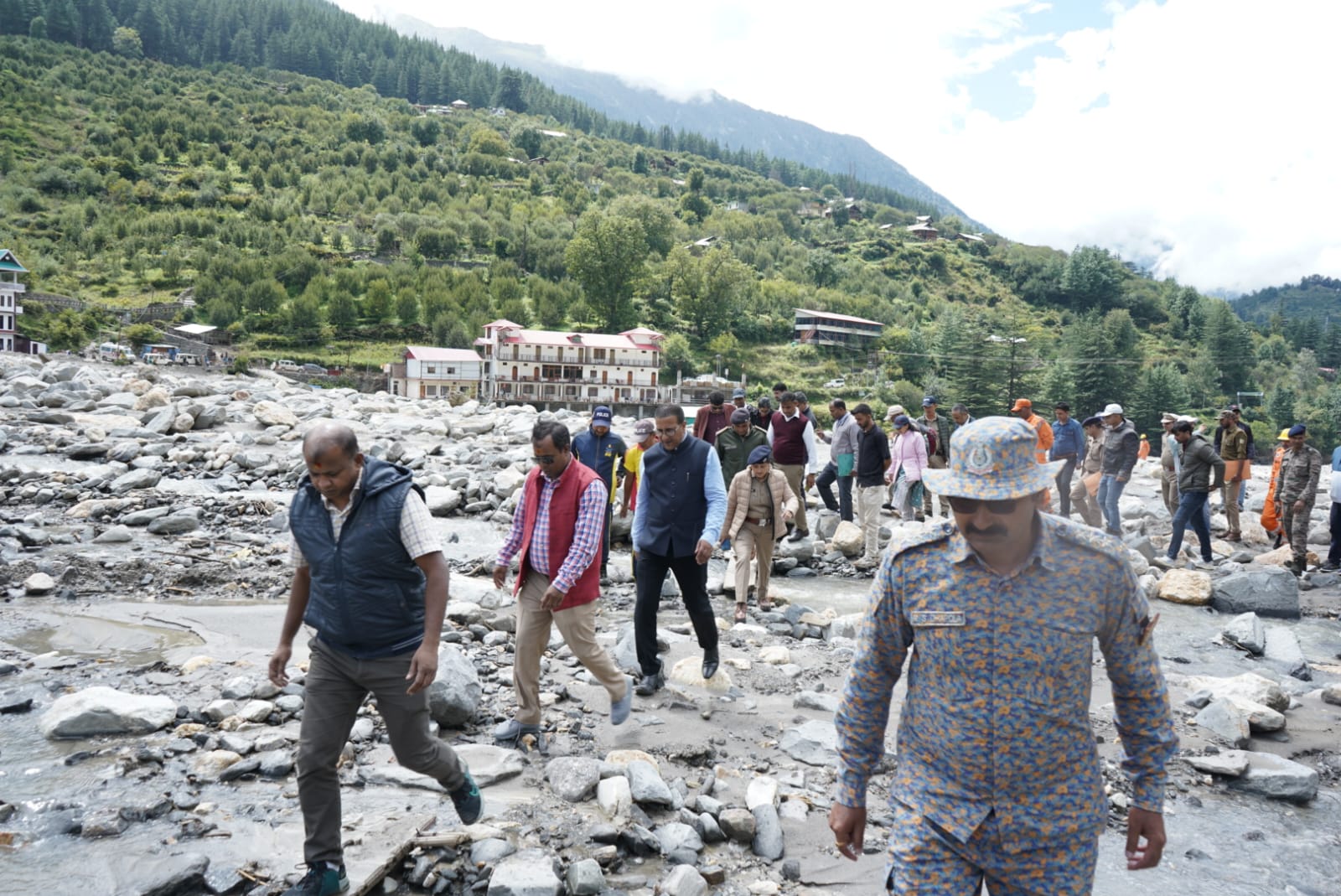 आपदा के नुकसान की समीक्षा कर सरकार को भेजेंगे  रिपोर्ट।।