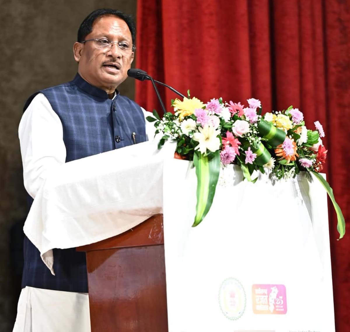 मुख्यमंत्री साय सौर ऊर्जा जागरूकता और प्रोत्साहन अभियान को संबोधित करते