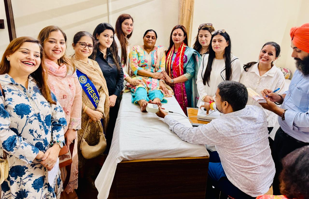 गांधी नगर में निःशुल्क न्यूरोपैथिक फिजियोथेरेपी शिविर आयोजित गांधी नगर में निःशुल्क न्यूरोपैथिक फिजियोथेरेपी शिविर आयोजित