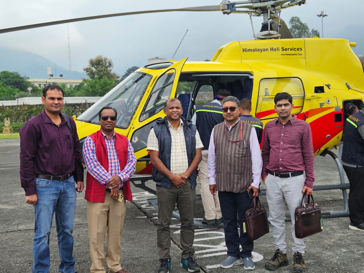 देहरादून से प्रस्थान करती केंद्रीय टीम। देहरादून से प्रस्थान करती केंद्रीय टीम।