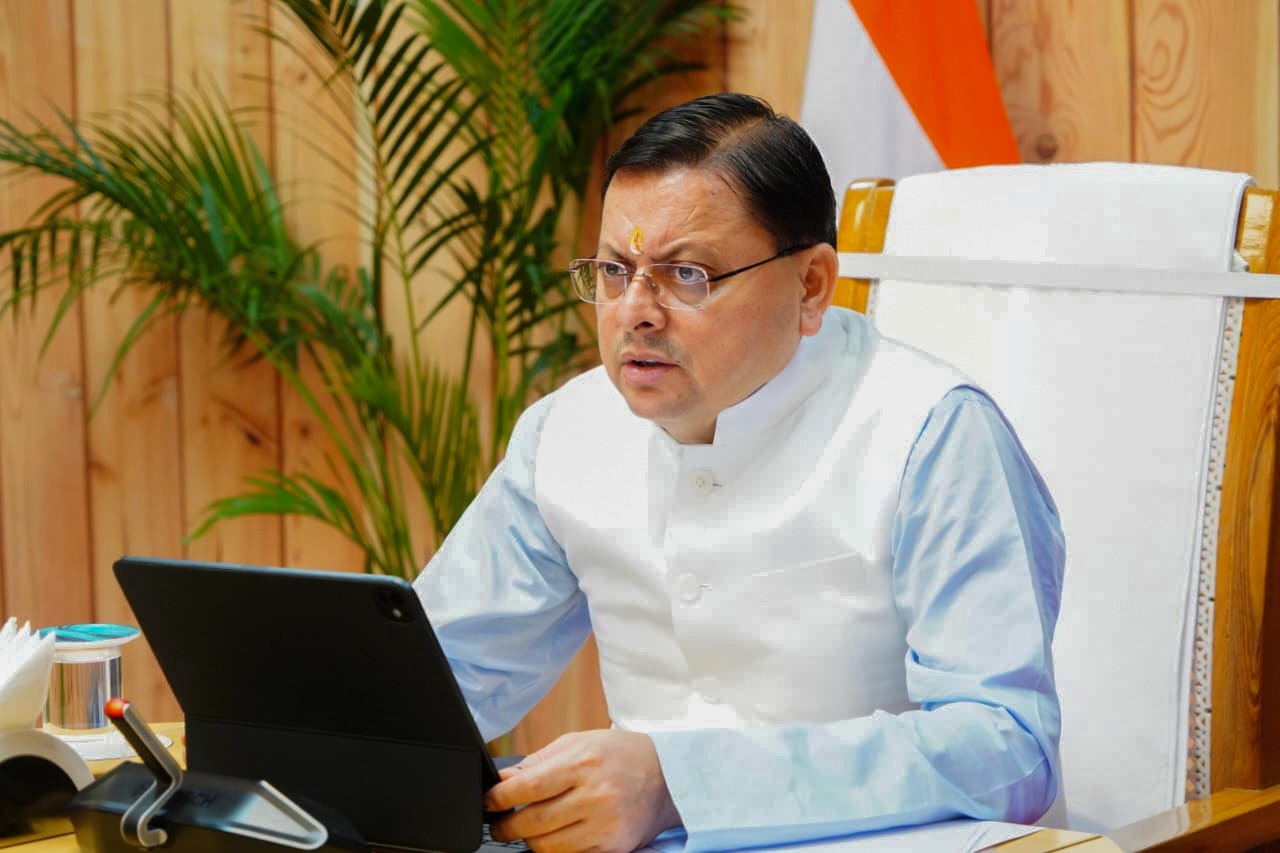 मुख्यमंत्री पुष्कर सिंह धामी उच्चस्तरीय बैठक लेते। मुख्यमंत्री पुष्कर सिंह धामी उच्चस्तरीय बैठक लेते।