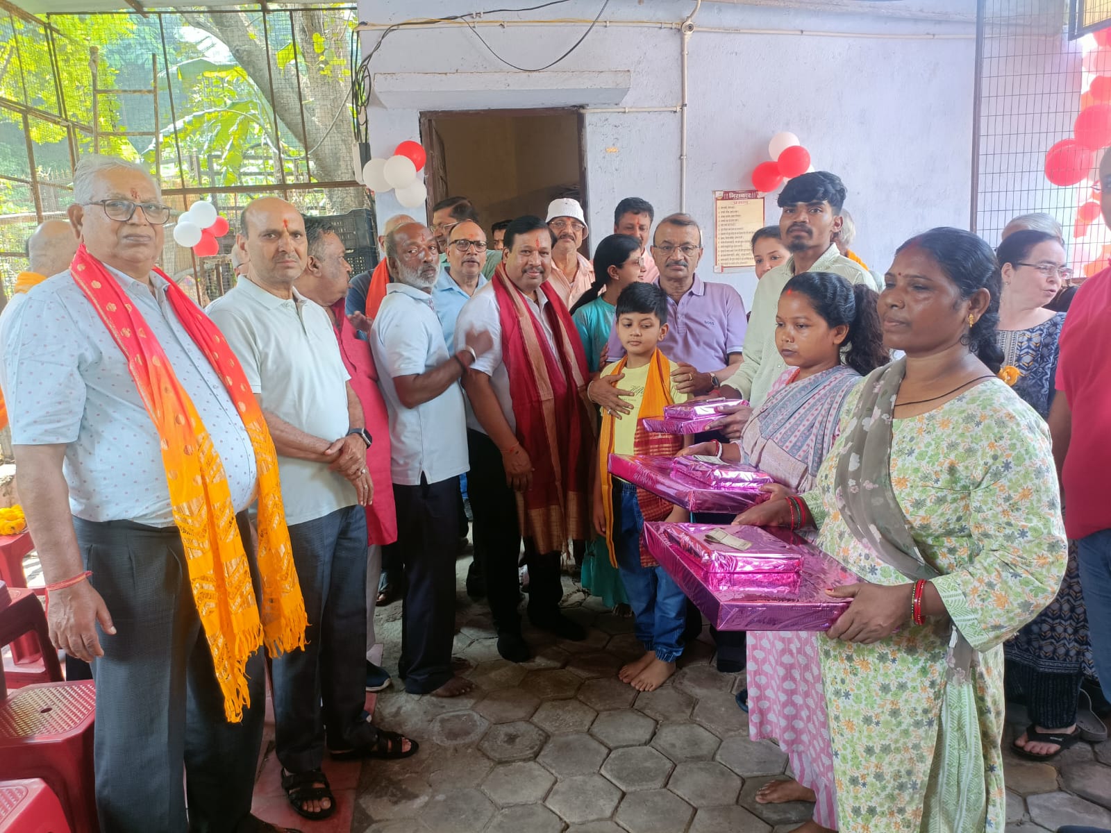 श्री वेंकटेशर मंदिर के कार्यक्रम की तस्‍वीर