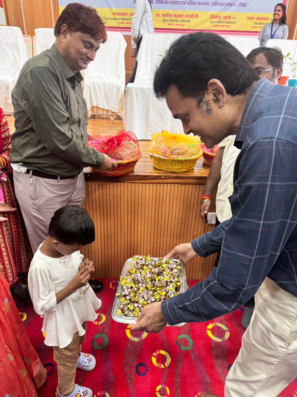 देवीपाटन मंडलायुक्त देवीपाटन मंडलायुक्त