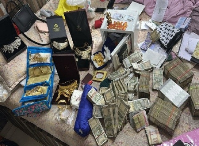 इंदौर के ट्रेडिंग कारोबारी की 58.13 करोड़ की संपत्ति की जब्त