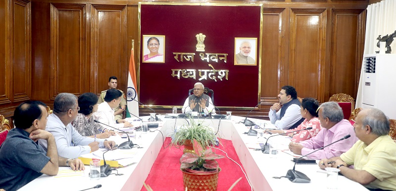 राजभवन मंगुभाई पटेल ने की पीएम जनमन योजना की समीक्षा बैठक