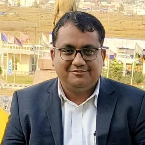 दीपेश निराला की फाइल फोटो