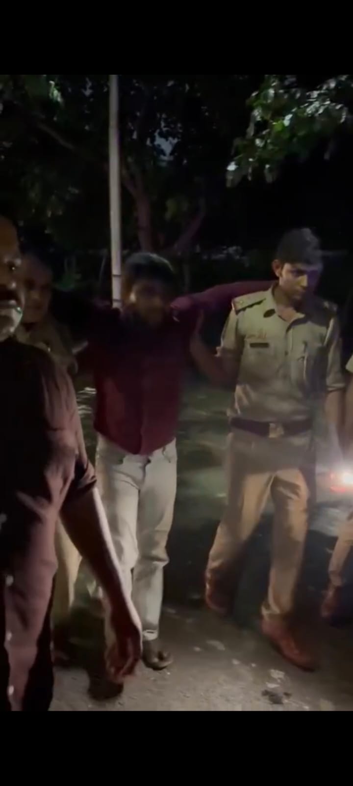 पुलिस मुठभेड़ में 15 हजार रुपए का इनामी बदमाश गिरफ्तार