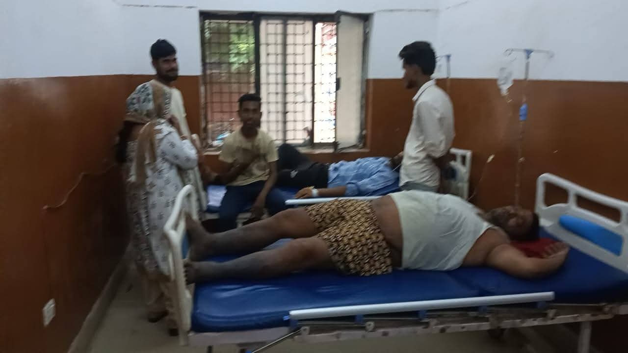 अस्पताल में भर्ती अस्पताल में भर्ती