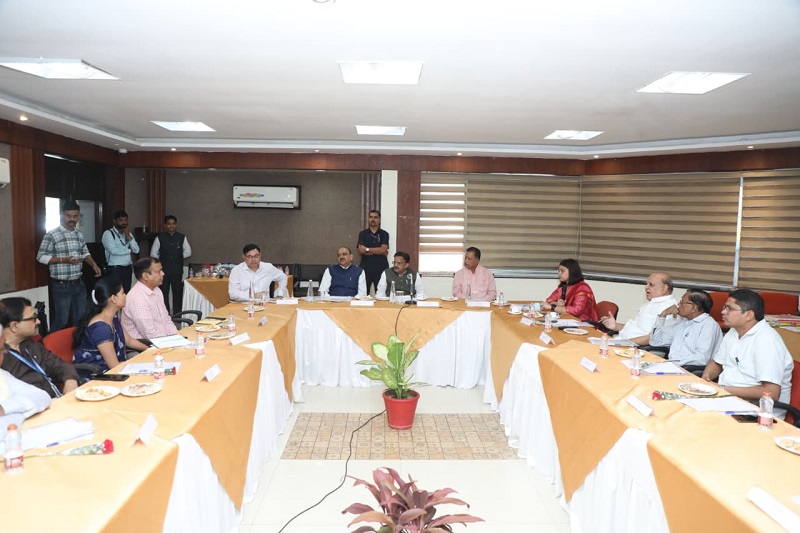 मध्य प्रदेश स्टेट फार्मेसी परिषद की बैठक में शामिल हुए उप मुख्यमंत्री राजेन्द्र शुक्ल मध्य प्रदेश स्टेट फार्मेसी परिषद की बैठक में शामिल हुए उप मुख्यमंत्री राजेन्द्र शुक्ल