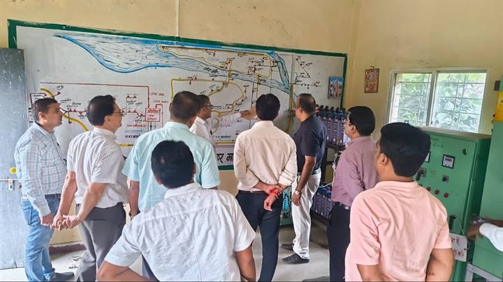 इंदौरः बिजली कंपनी के एमडी ने ओंकारेश्वर में सिंहस्थ कार्यों की तैयारी देखी इंदौरः बिजली कंपनी के एमडी ने ओंकारेश्वर में सिंहस्थ कार्यों की तैयारी देखी