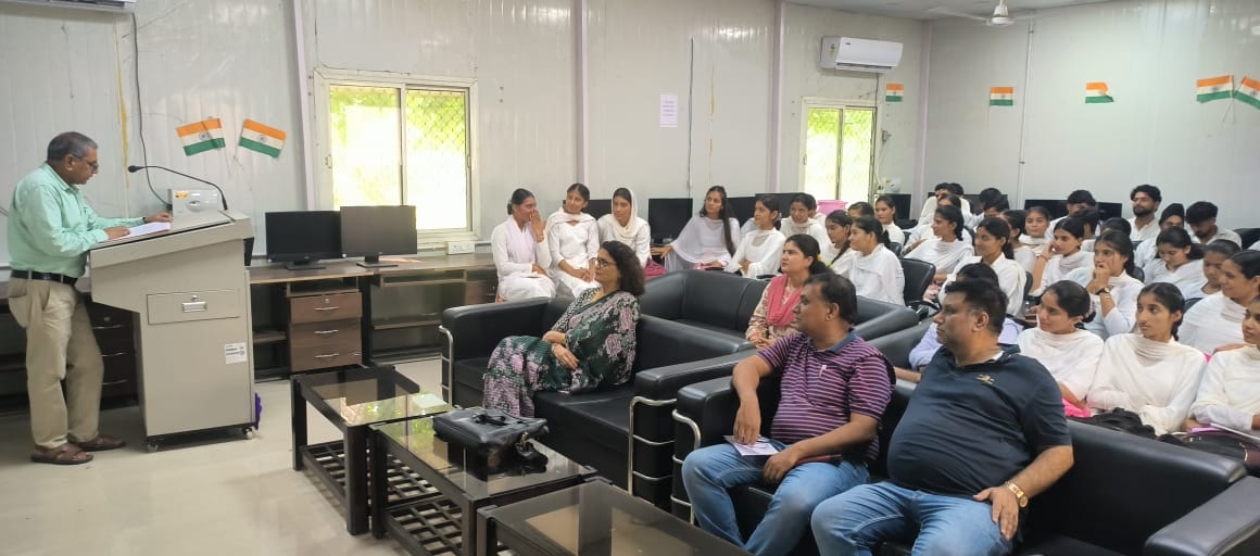 Urges students to adopt healthy habits in their daily routine Urges students to adopt healthy habits in their daily routine