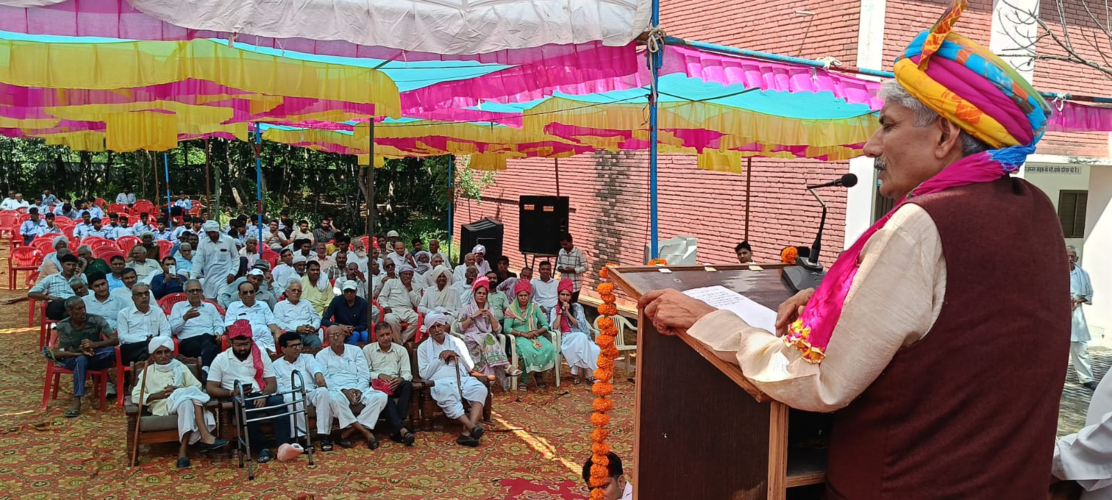 समारोह में अपने विचार व्यक्त करते महर्षि दयानंद विश्वविद्यालय रोहतक के कुलपति डॉ. राजवीर सिंह।