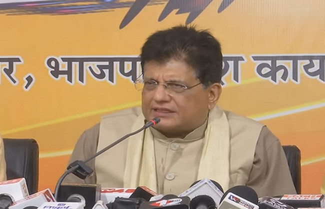 प्रेस कांफ्रेंस को सबोधित करते वाणिज्य मंत्री पीयूष गोयल प्रेस कांफ्रेंस को सबोधित करते वाणिज्य मंत्री पीयूष गोयल
