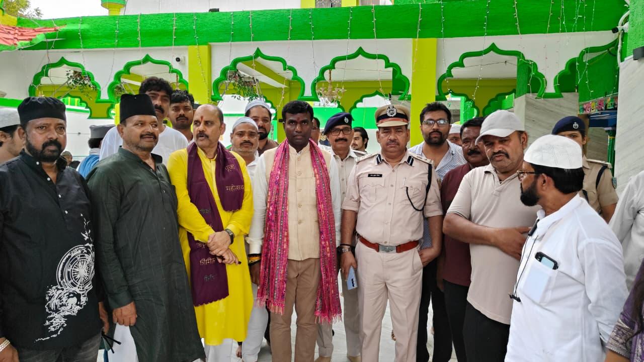 उपायुक्त और एसएसपी जायजा लेते हुए