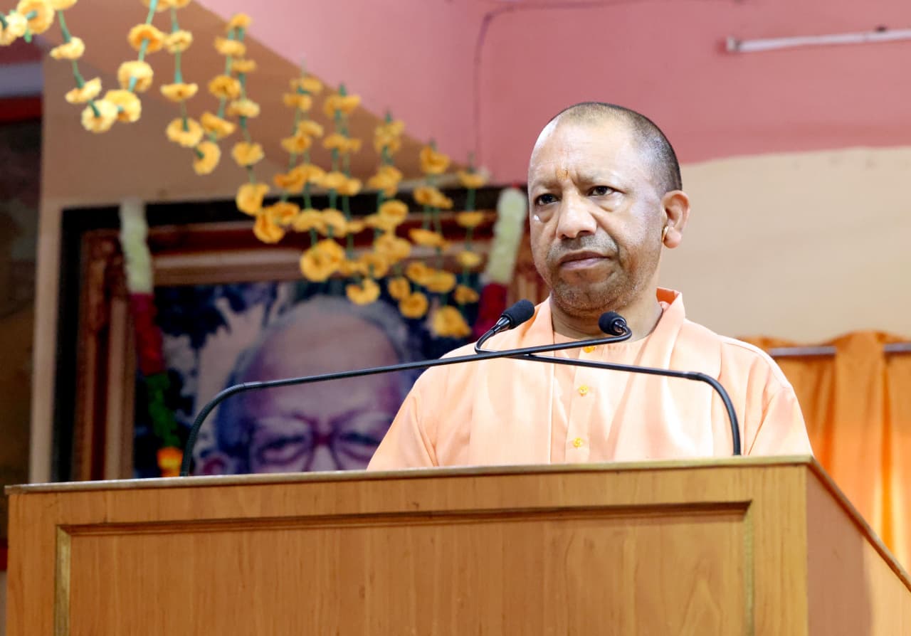 *राष्ट्रसंत ब्रह्मलीन महंत अवेद्यनाथ महाराज की 11वीं पुण्यतिथि पर श्रद्धांजलि समारोह में बोले मुख्यमंत्री* *राष्ट्रसंत ब्रह्मलीन महंत अवेद्यनाथ महाराज की 11वीं पुण्यतिथि पर श्रद्धांजलि समारोह में बोले मुख्यमंत्री*