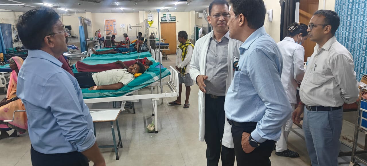 कोरबा : संभागायुक्त ने निर्माणाधीन मेडिकल कॉलेज, जिला अस्पताल एवं आईटी कोरबा में संचालित मेडिकल कॉलेज का किया निरीक्षण