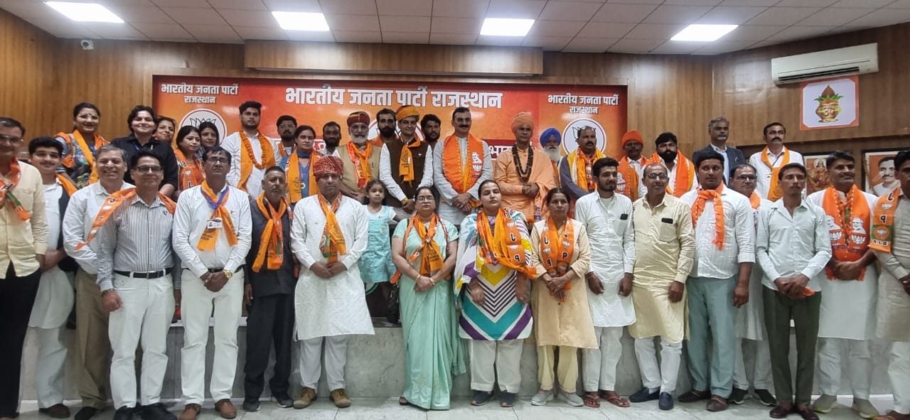 जयपुर पहुंची प्रधानमंत्री गौरव यात्रा का यूडीएच मंत्री खर्रा ने किया स्वागत