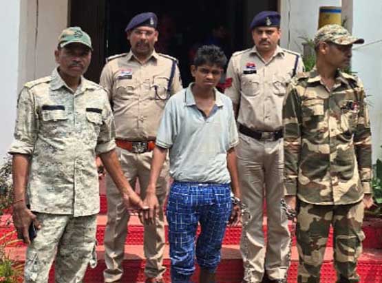 पत्नी की हत्या का आरोपित पति गिरफ्तार
